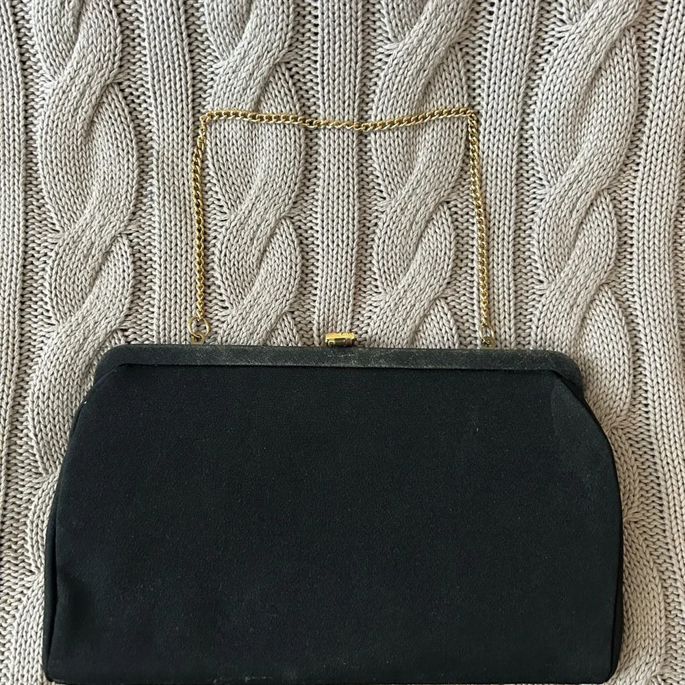 Elegant Black Evening Bag with Gold Accent - Picture 3 of 4